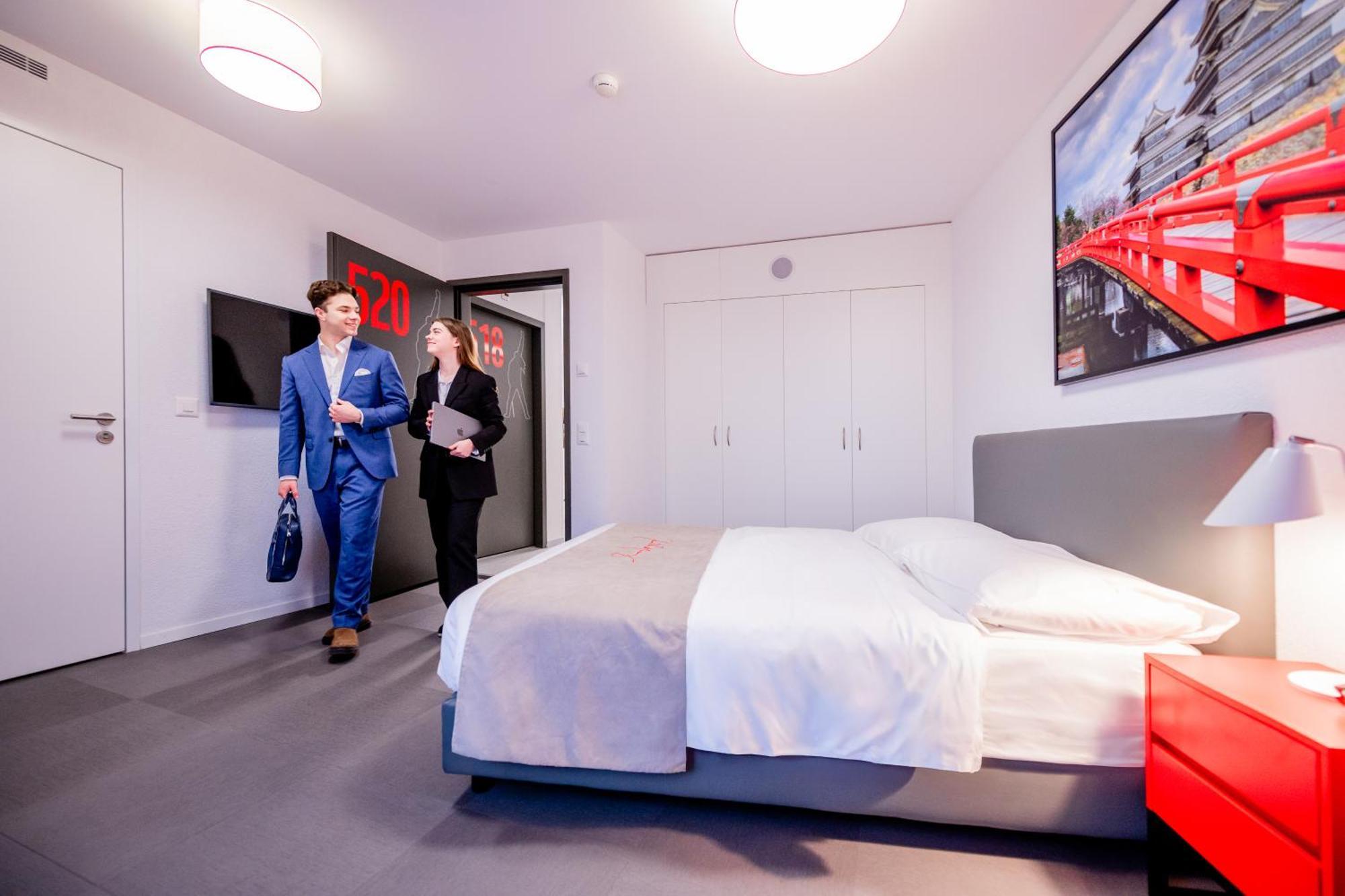 "The Freddie Mercury" Hotel มงเทรอซ์ ภายนอก รูปภาพ