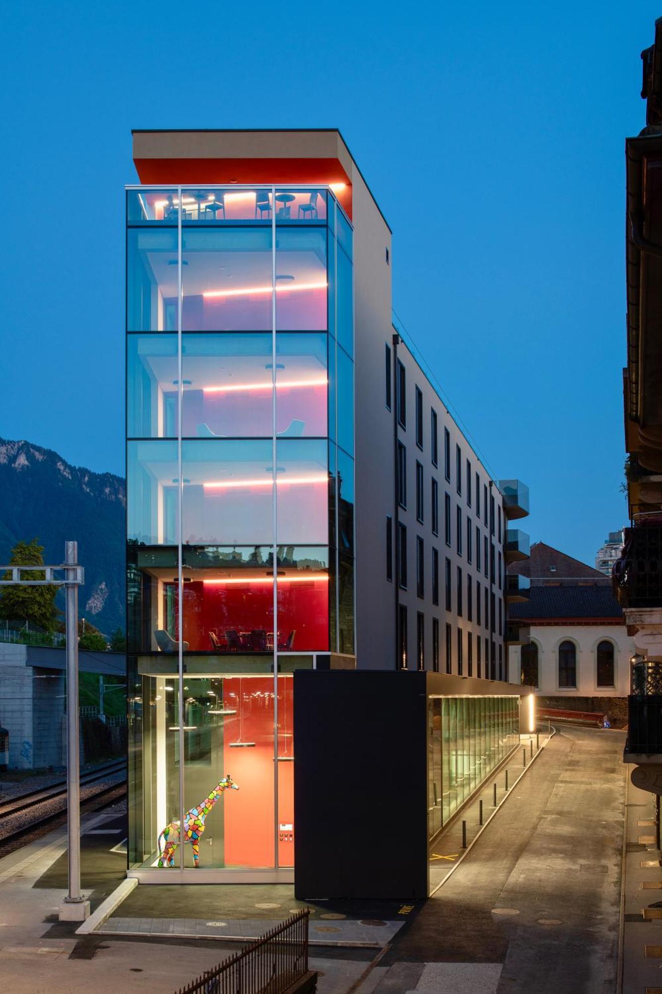 "The Freddie Mercury" Hotel มงเทรอซ์ ภายนอก รูปภาพ